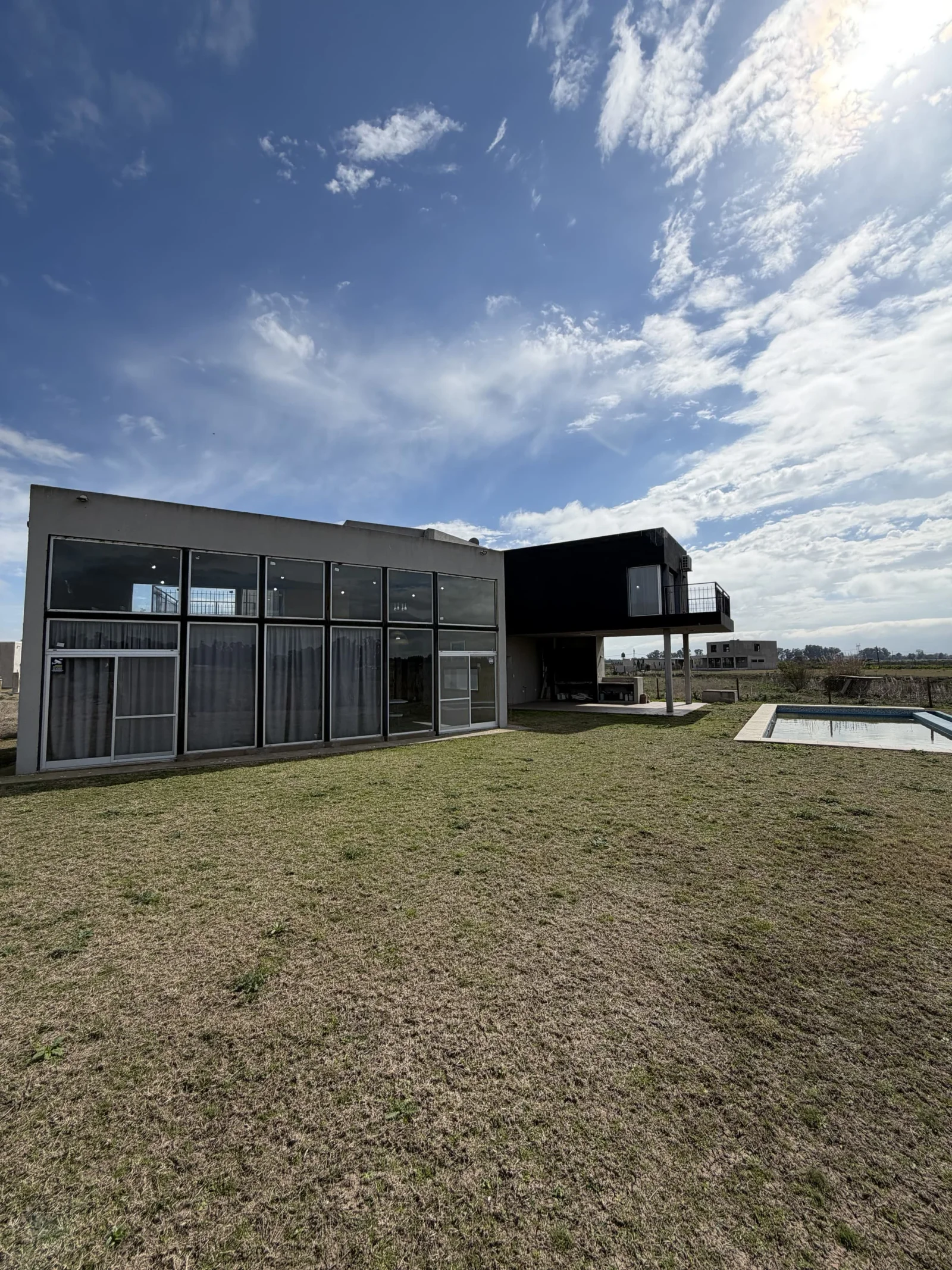 Casa en venta c/ cochera en Canning - Imagen 1