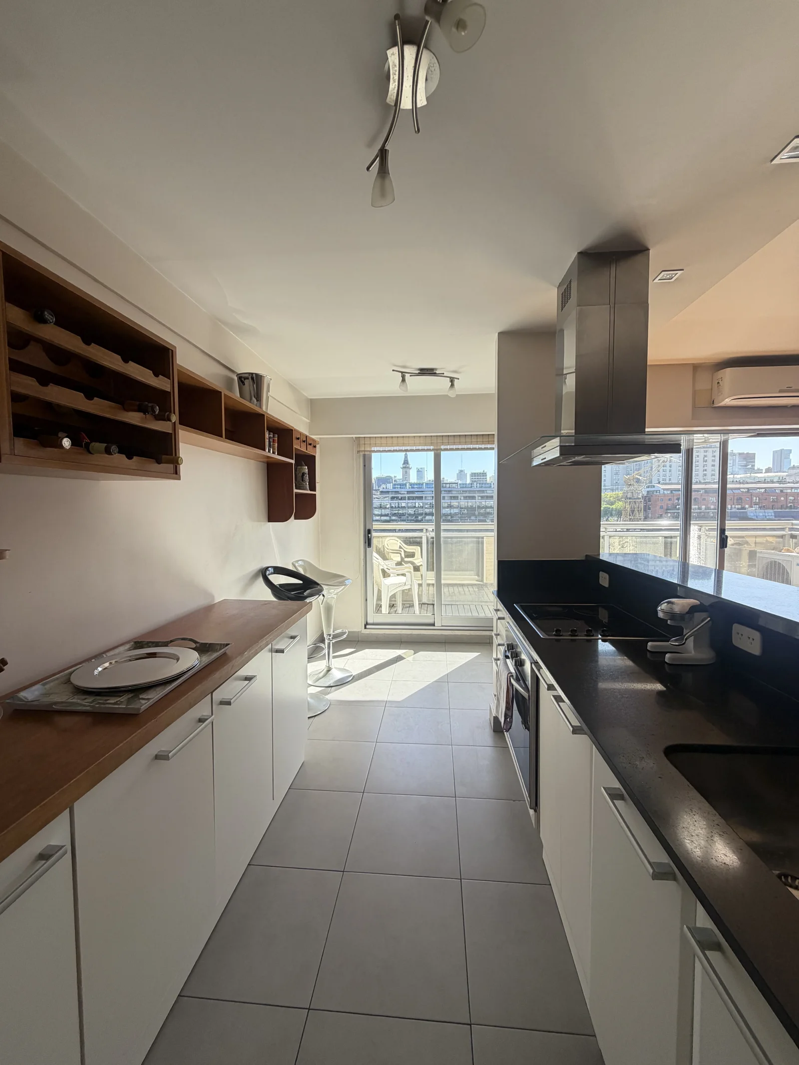 Departamento en venta c/ cochera en Puerto Madero - Imagen 3