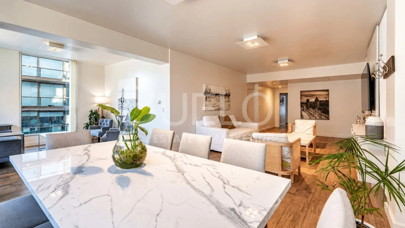 Departamento en venta c/ cochera en Puerto Madero - Imagen 1