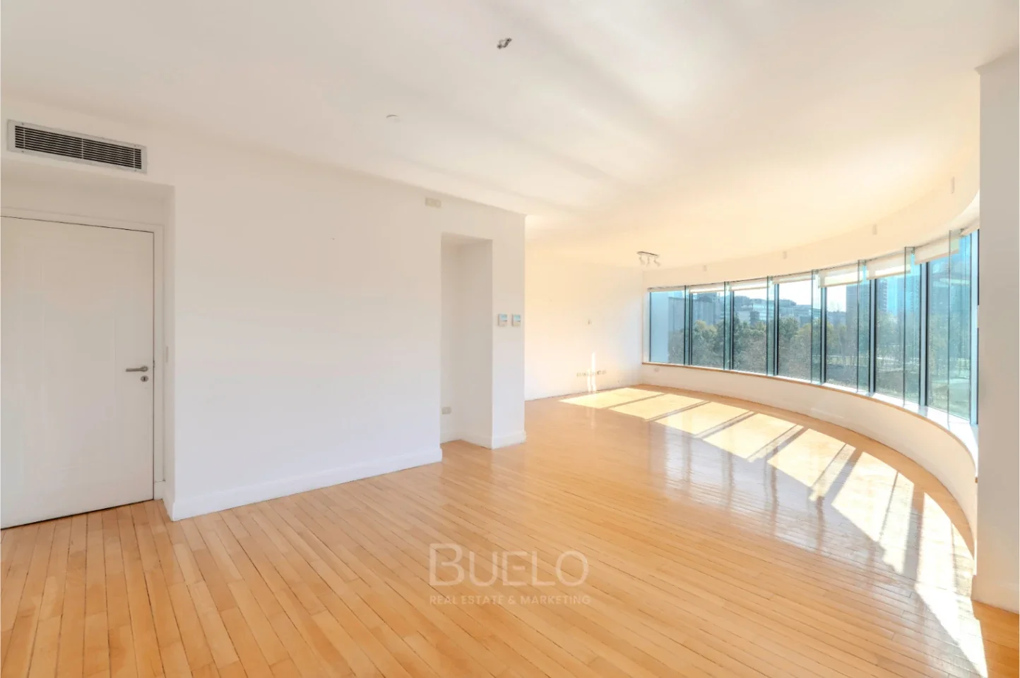 Departamento en alquiler c/ cochera en Puerto Madero - Imagen 2