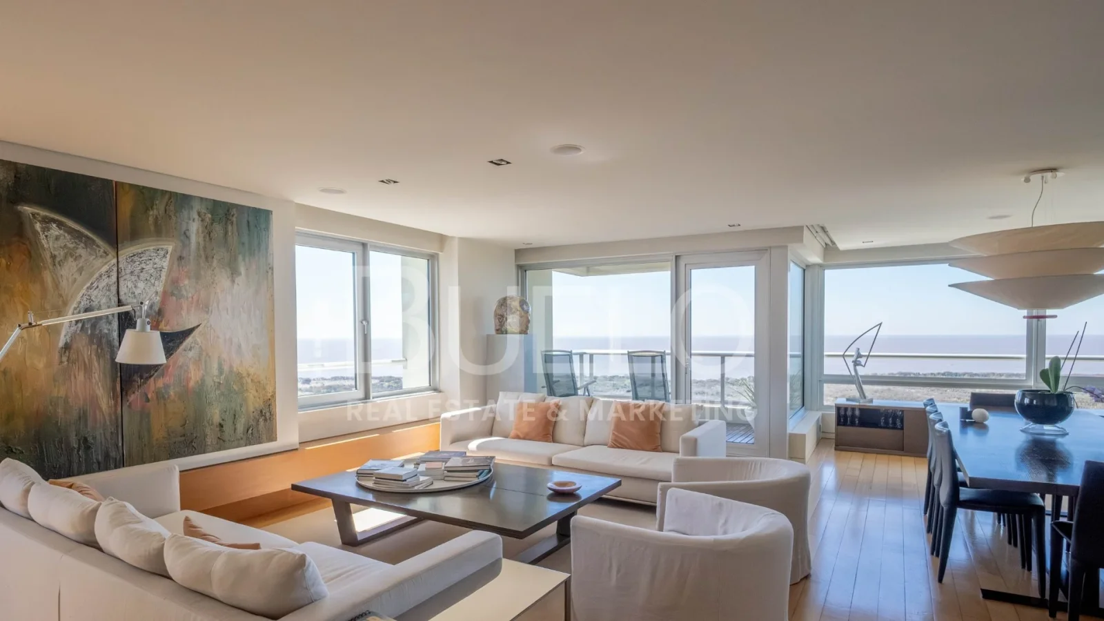 Departamento en venta c/ cochera en Puerto Madero - Imagen 1