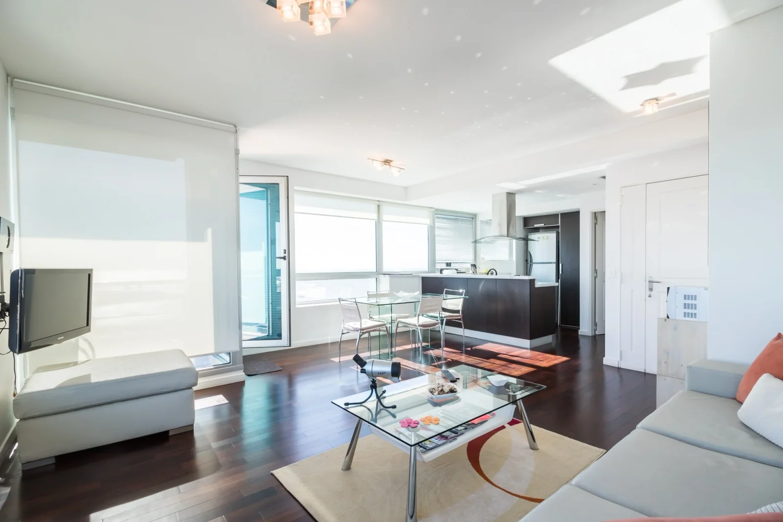 Departamento en venta c/ cochera en Puerto Madero - Imagen 2