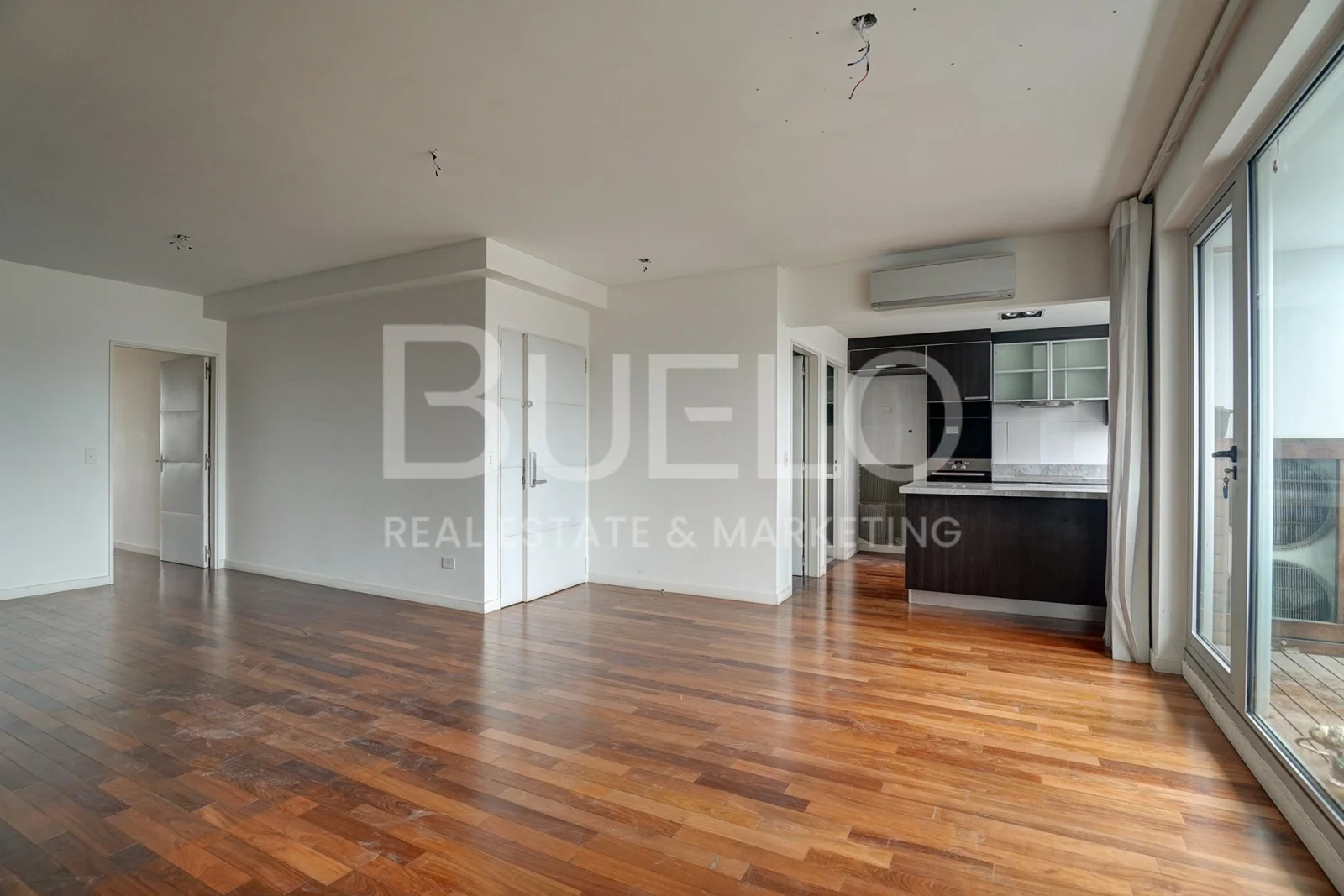Departamento en venta c/ cochera en Puerto Madero - Imagen 2
