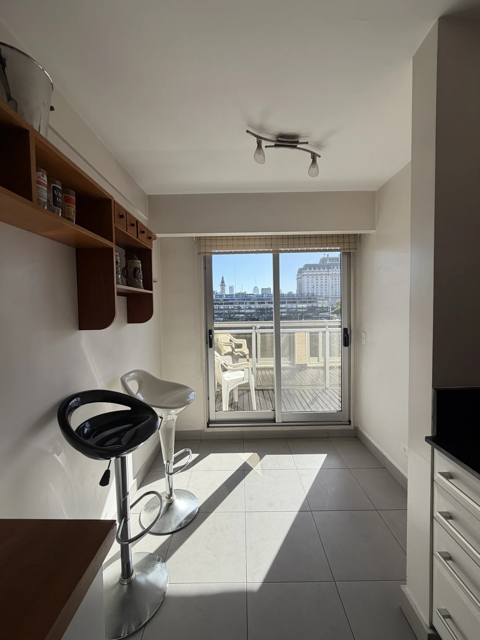 Departamento en venta c/ cochera en Puerto Madero - Imagen 1