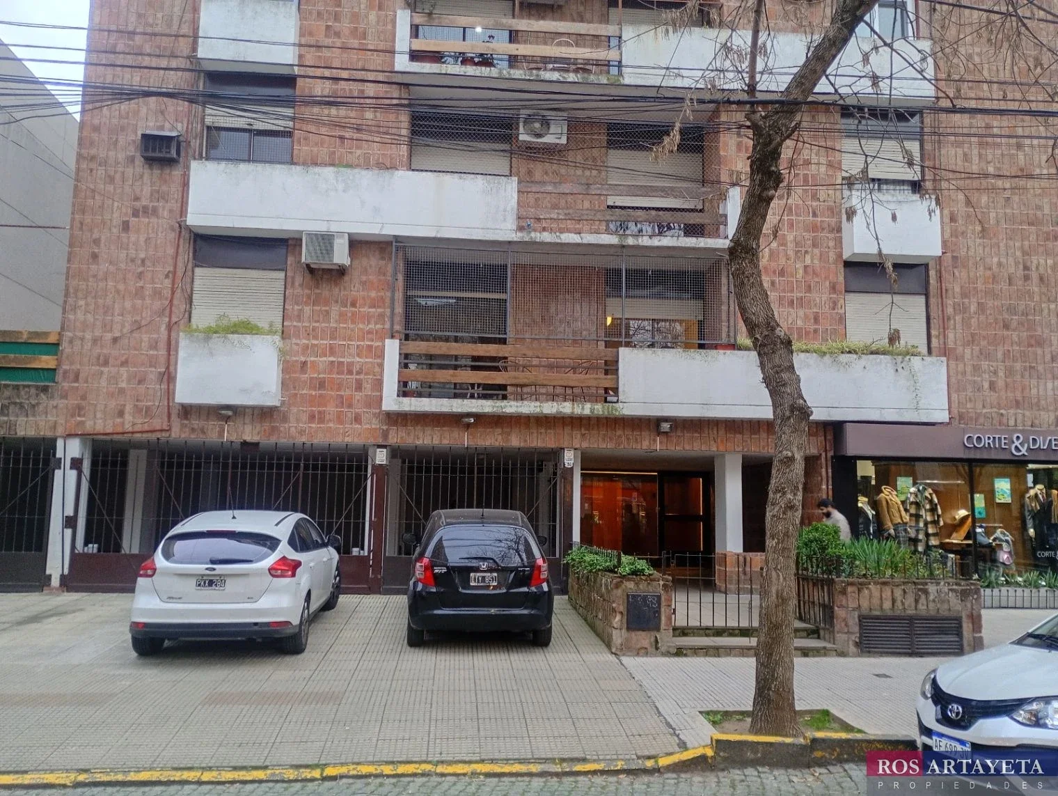 Departamento en alquiler c/ cochera en San Isidro Central - Imagen 3