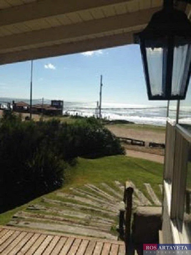 Casa en venta c/ cochera en Centro - Imagen 2