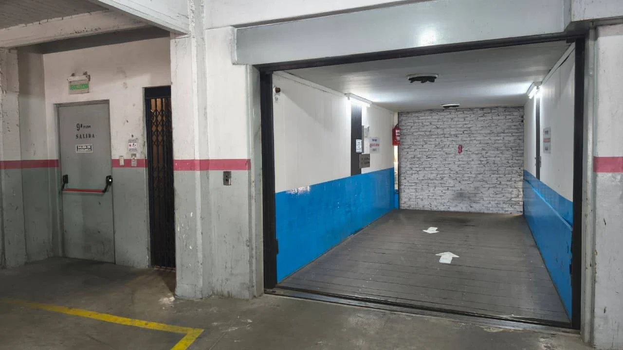 Comoda Cochera en Venta, a m de Av Corrientes y Av Callao - Imagen 3