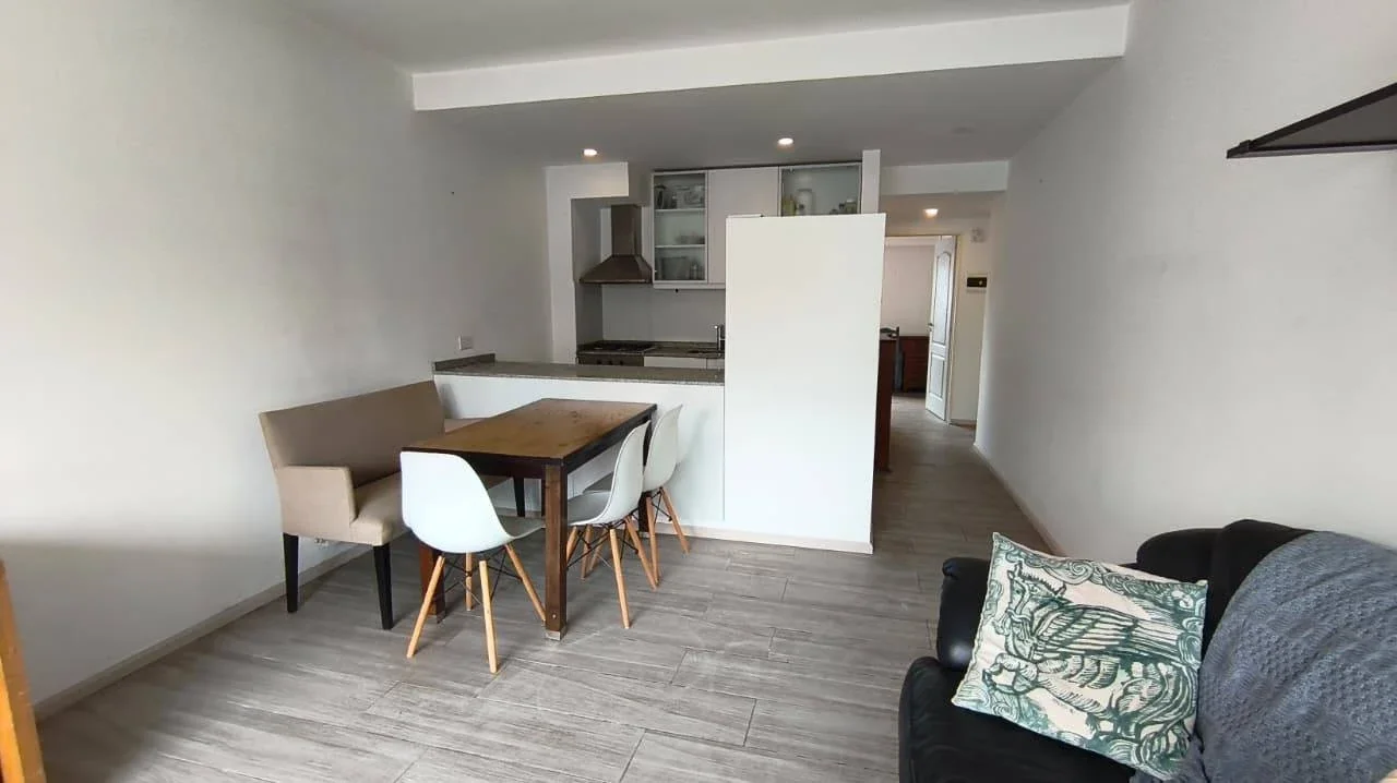 Hermoso Depto 2 Ambientes Amoblado C/ Balcon Al Frente - Imagen 4