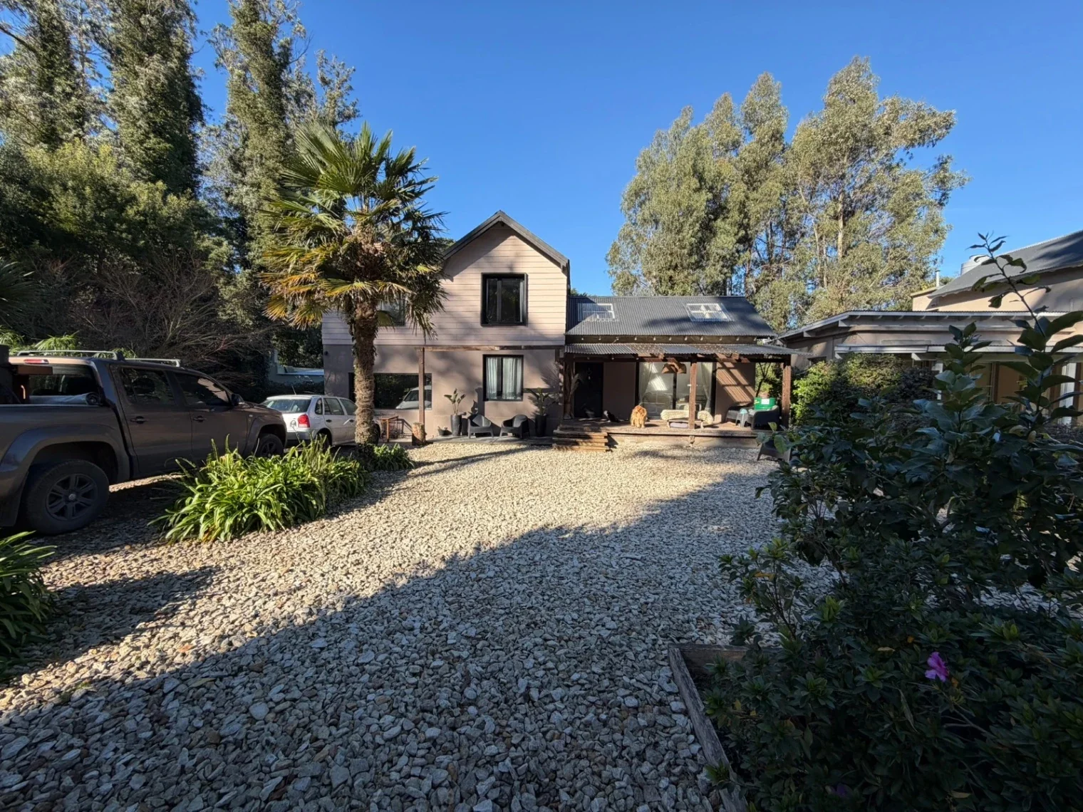 Casa de 3 dormitorios con quincho sobre lote de 900 m² Bosque Peralta Ramos - Imagen 3