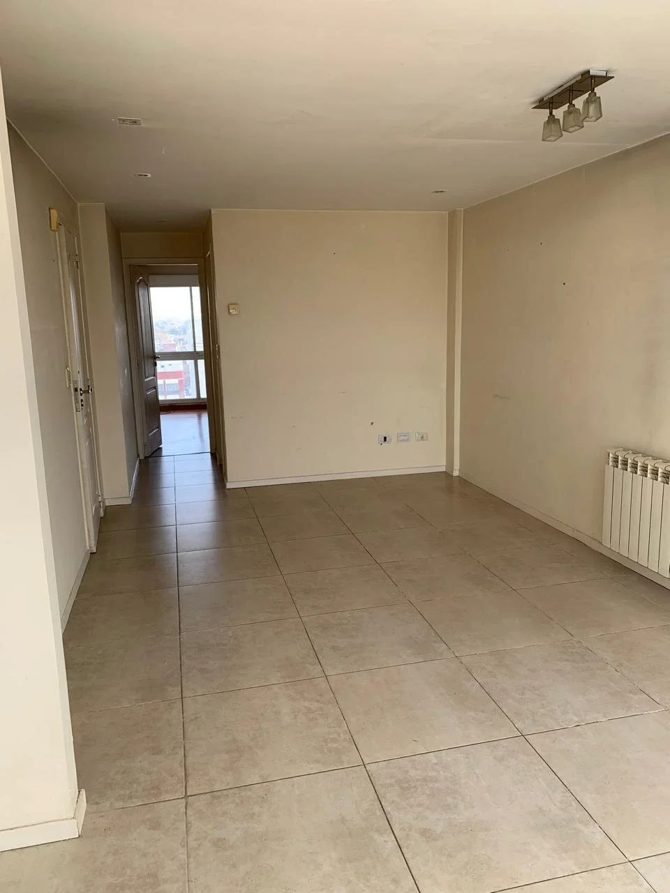 Alquiler 24 meses | 2 ambientes con vista abierta en Chauvín - Imagen 2