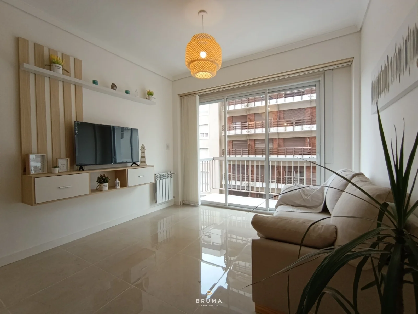 Venta 3 Ambientes - Vistas de Plaza Colon - Imagen 3