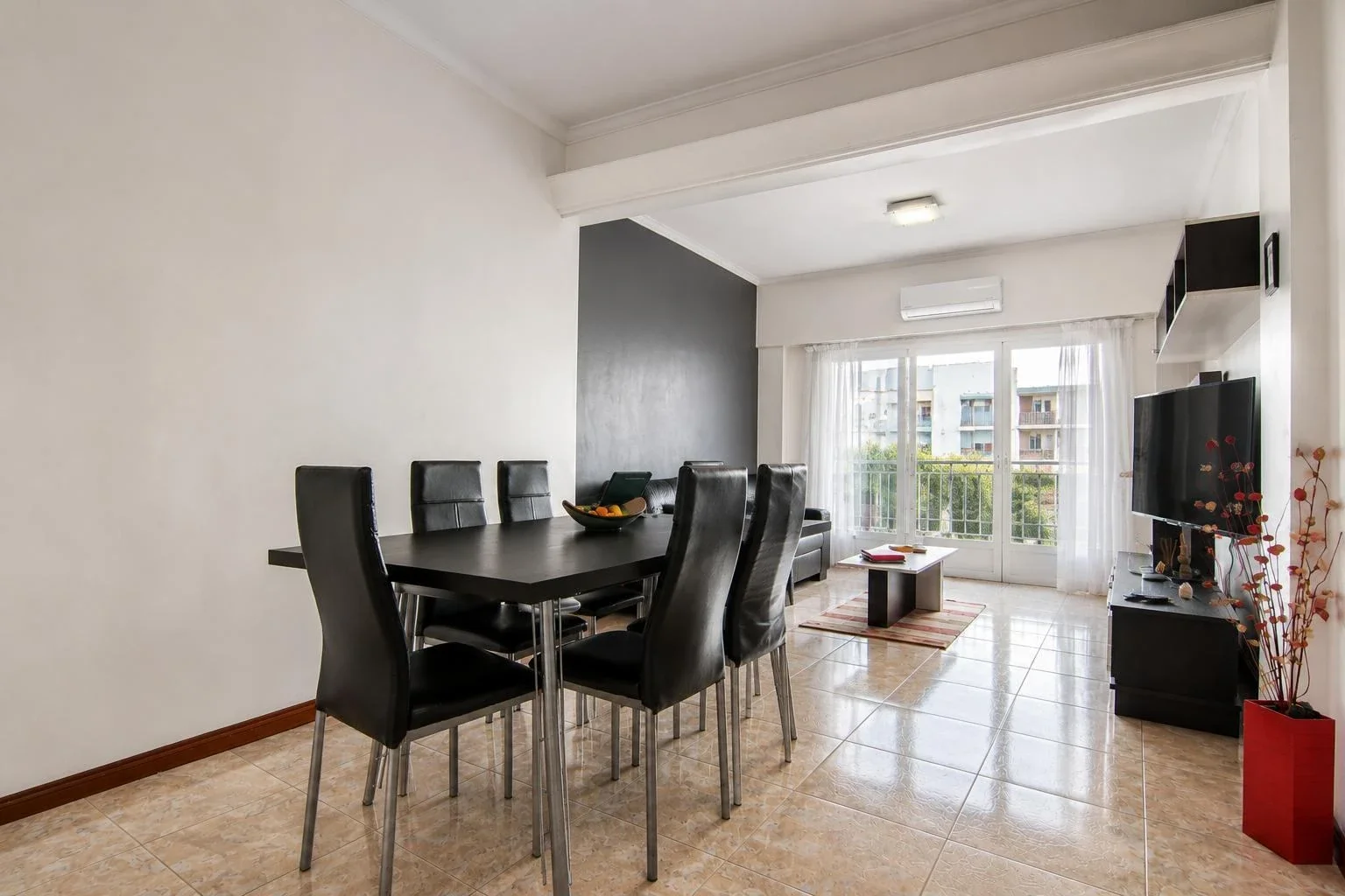 Venta 3 ambientes c/dependencias - Centro - Imagen 1
