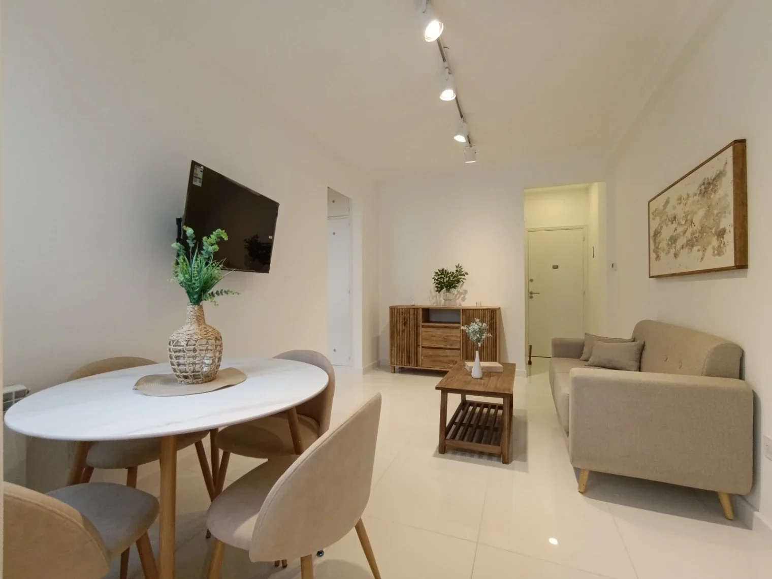 Venta 2 ambientes contrafrente c/balcon terraza - Imagen 5