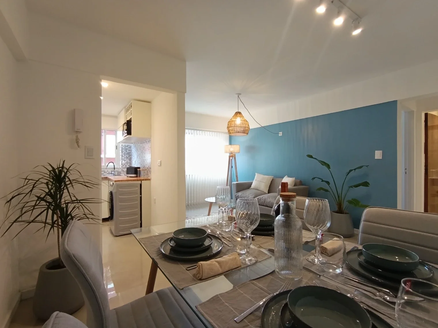 Venta 2 Ambientes a callle c/ventanal - Imagen 5