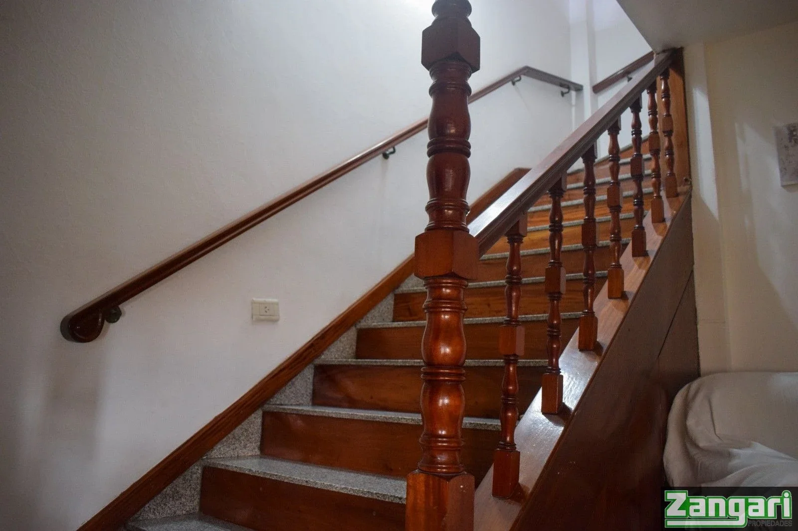 CASA CON GALPON 2 PLANTAS 8X24 MTS 7 AMB TZA-PQUE CHACABUCO - Imagen 5