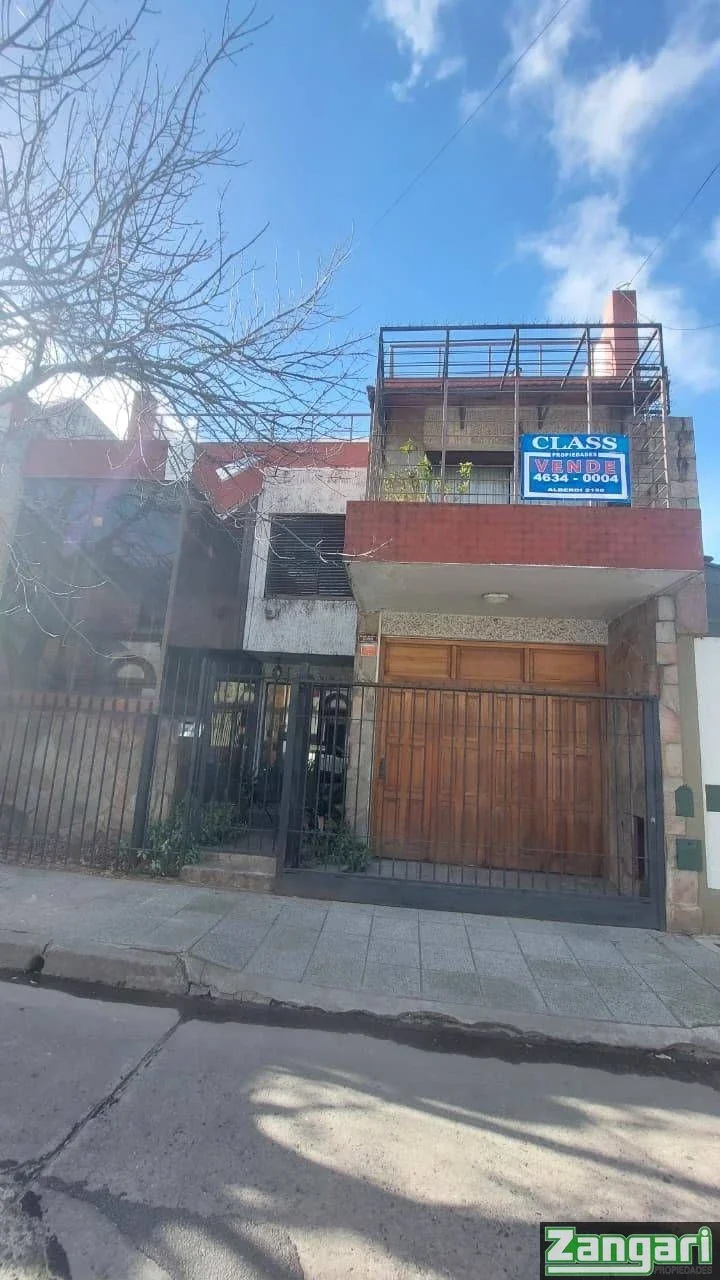 CASA 2 PLANTAS 4 AMB C/GALPON Y COCHERA 3 AUTOS-PARQUE CHACABUCO - Imagen 1