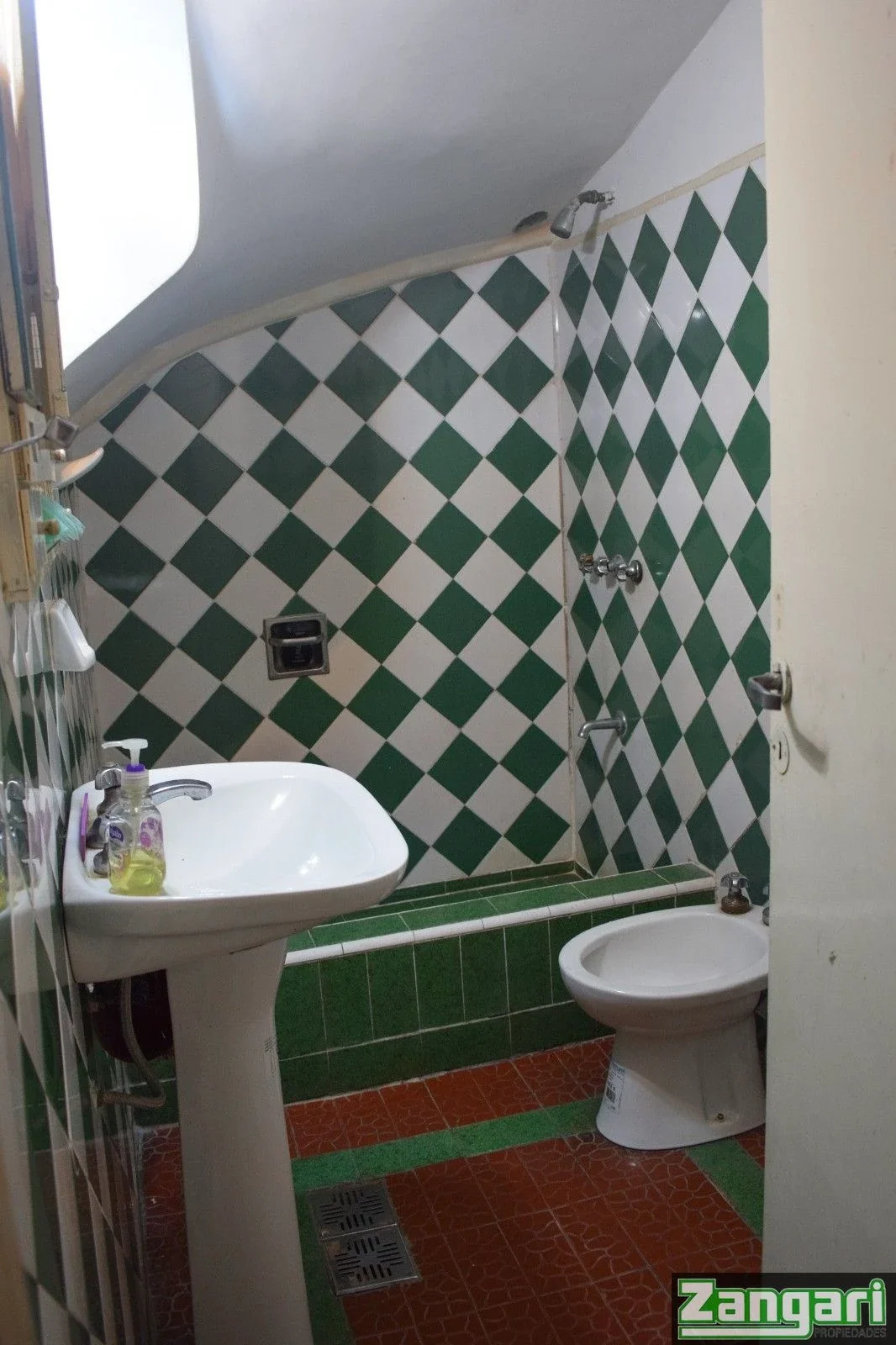 CASA CON GALPON 2 PLANTAS 8X24 MTS 7 AMB TZA-PQUE CHACABUCO - Imagen 4