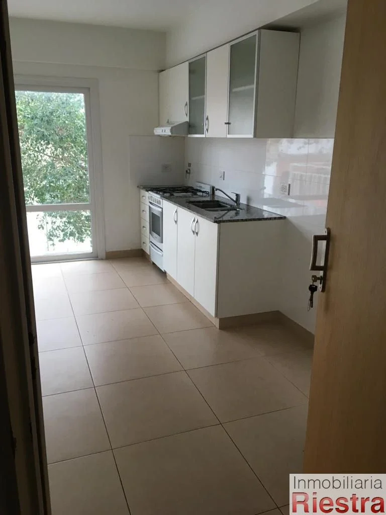 Departamento en alquiler en Nueva Pompeya - Imagen 2