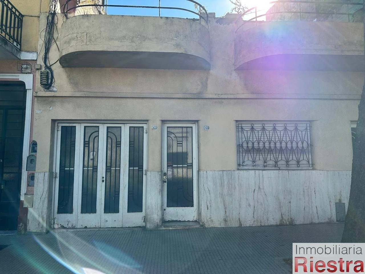 Casa en venta c/ cochera en Nueva Pompeya - Imagen 2