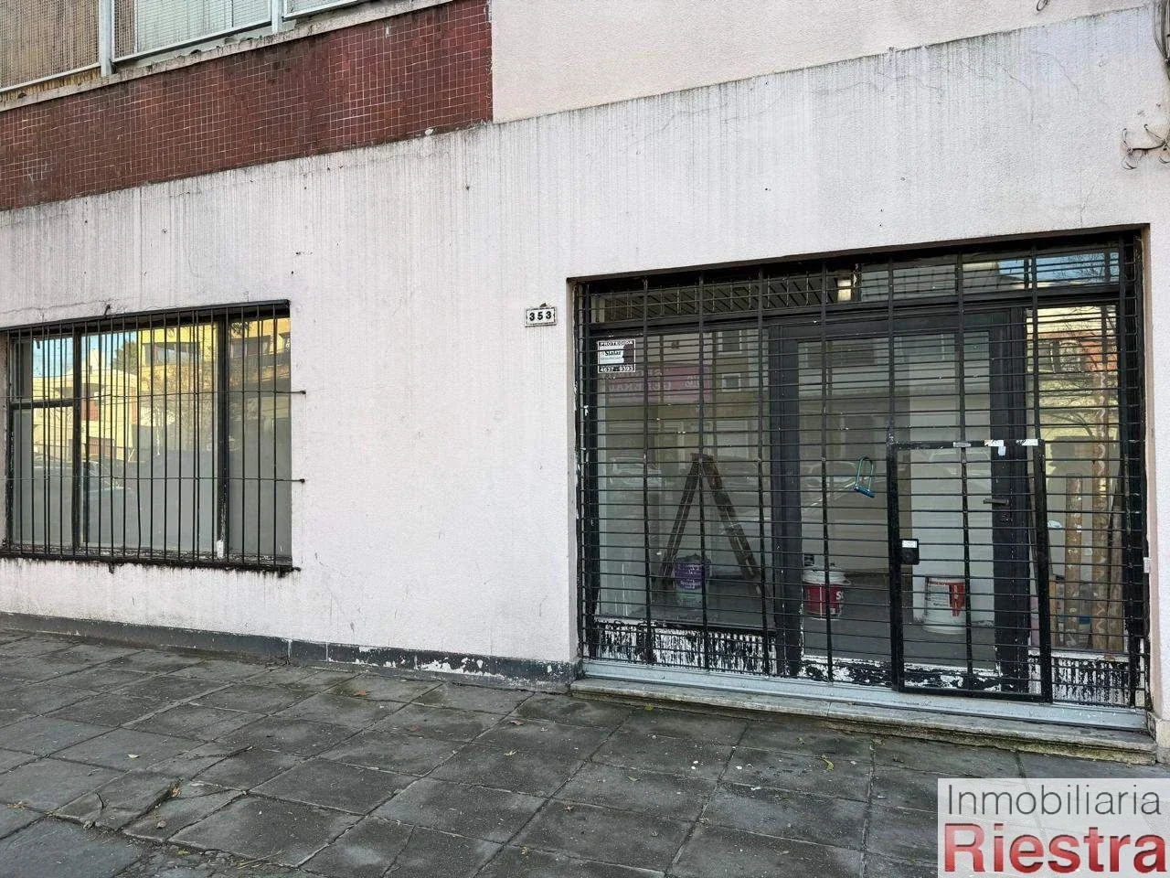 Local comercial en alquiler ubicado en Parque Chacabuco - Imagen 1