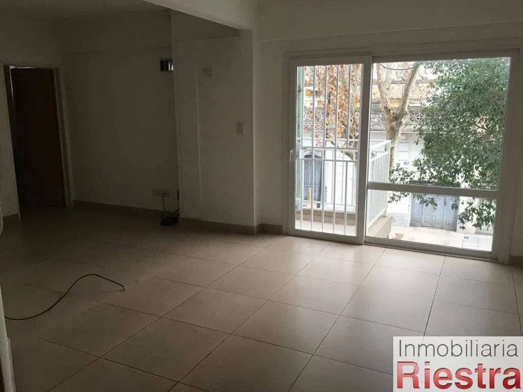 Departamento en alquiler en Nueva Pompeya - Imagen 1