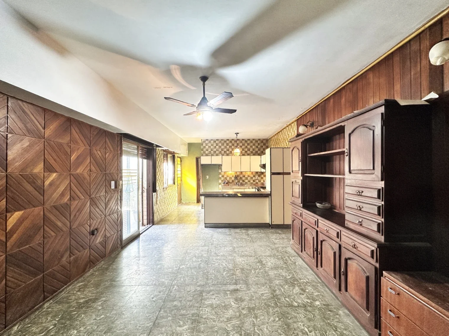 Casa en venta 4 dormitorios c/garage en Echesortu - Imagen 4