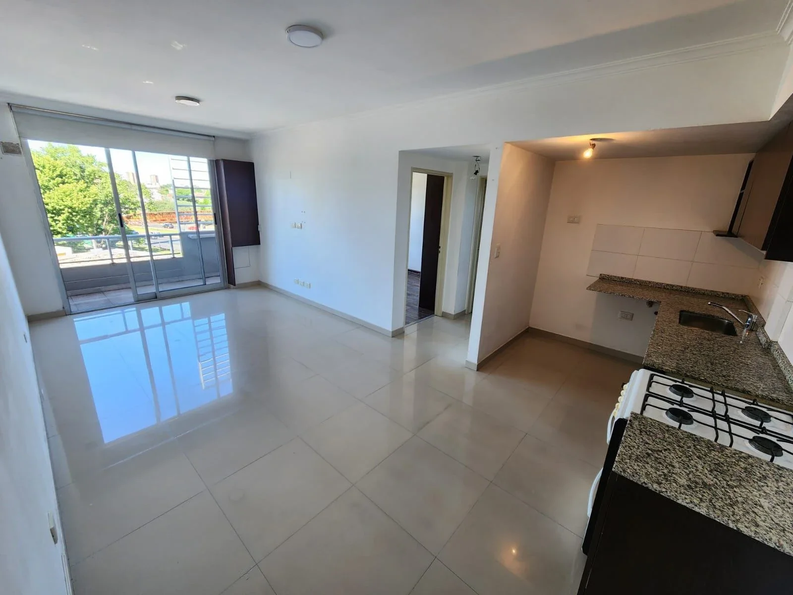 VENTA. Departamento 2 ambientes C/balcón a la calle. Somellera 5800 VILLA LUGANO - Imagen 1