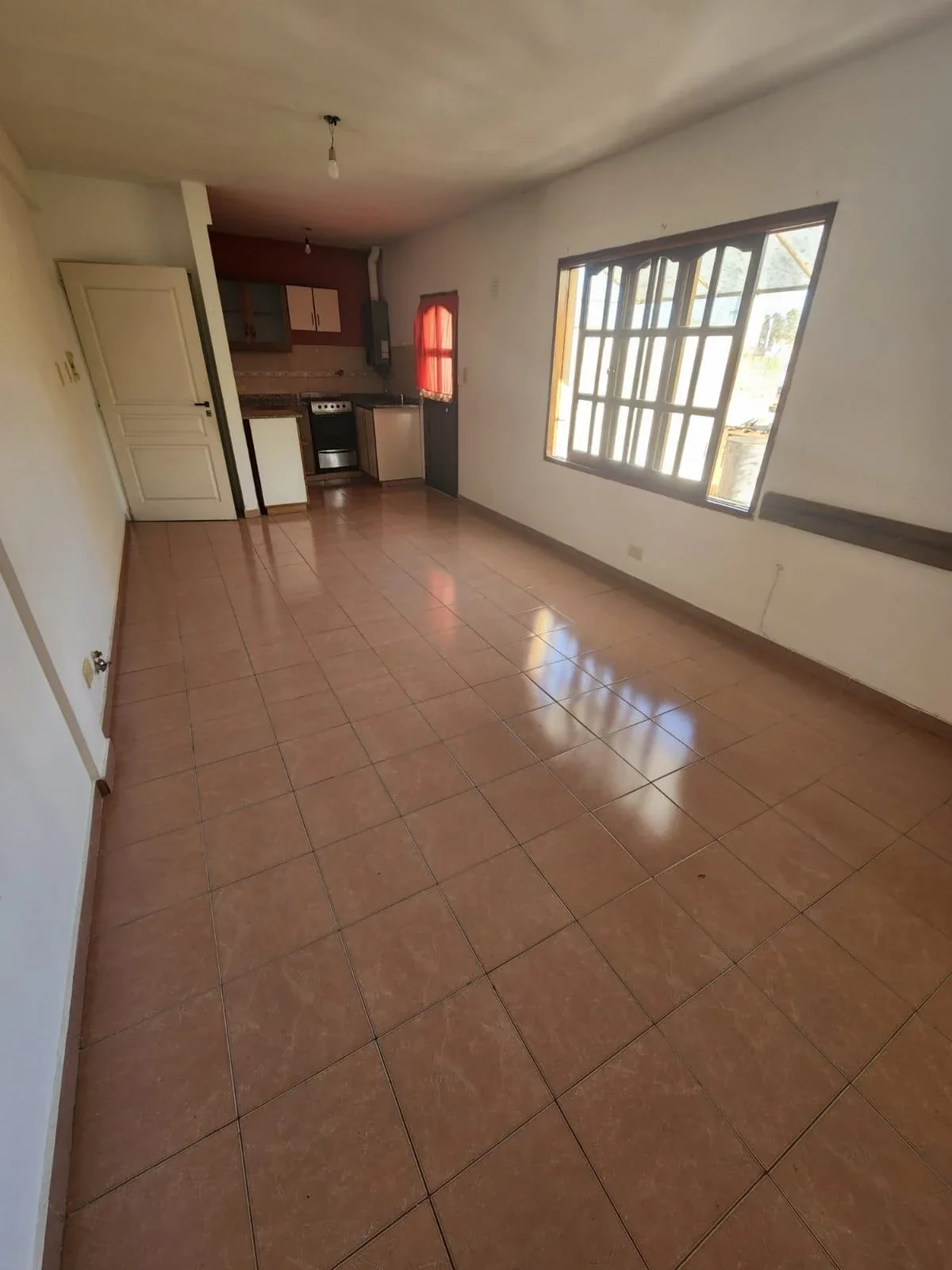 ALQUILER! Departamento 2 ambientes, 2do piso por escalera – Villa Lugano - Imagen 4