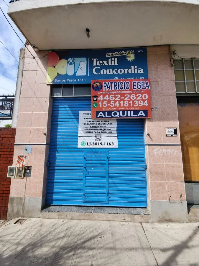 ALQUILER. Local 26m2. Con cerramiento de rejas y persiana ciega. VILLA CELINA. - Imagen 1