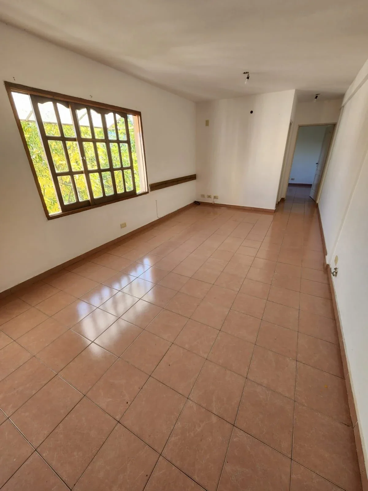 ALQUILER! Departamento 2 ambientes, 2do piso por escalera – Villa Lugano - Imagen 1