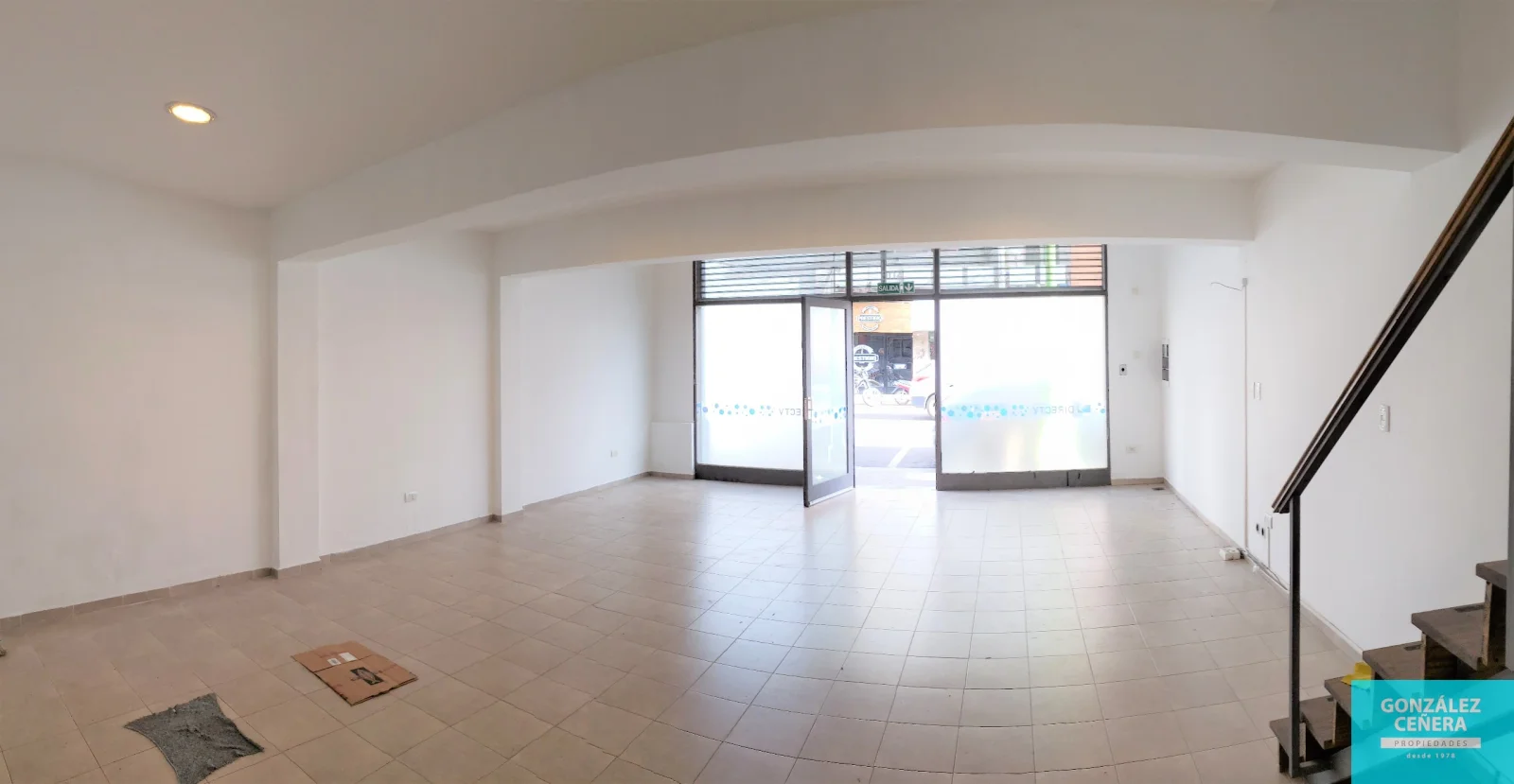 Local comercial en alquiler ubicado en Centro - Imagen 4