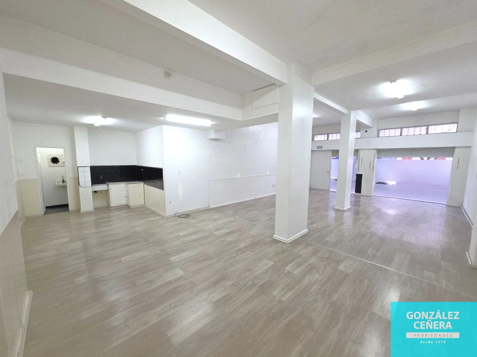 Local comercial en alquiler ubicado en Centro - Imagen 4