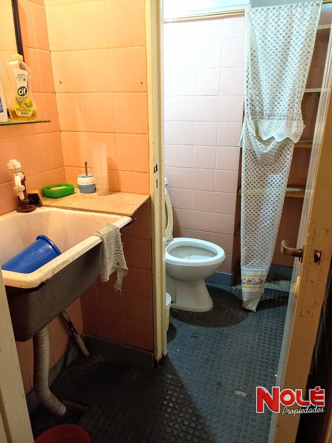 Local 22m2 sobre Boulevard Av Larrazabal. Alquiler. Liniers - Imagen 5