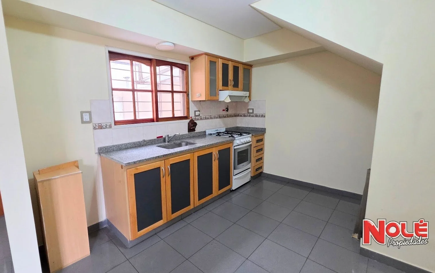 Moderno Ph 2 amb frente c/entrada independiente. Venta . Liniers - Imagen 3