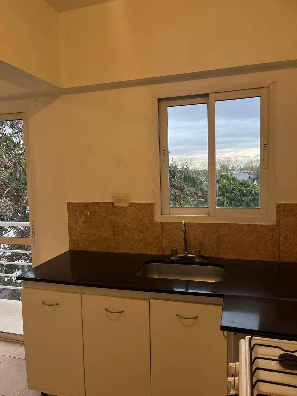 Departamento en alquiler en Ciudad Jardín Lomas del Palomar - Imagen 4