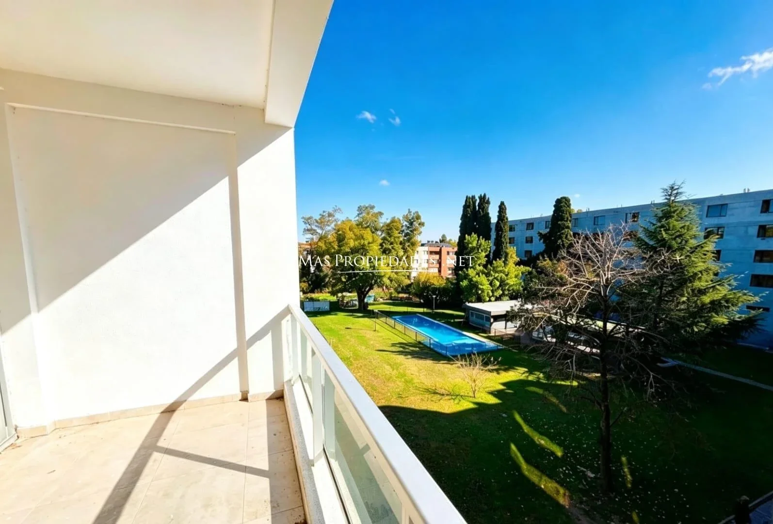 Venta Oficina/Departamento con cochera en Casuarinas Garden 1 Dormitorio Canning - Imagen 1