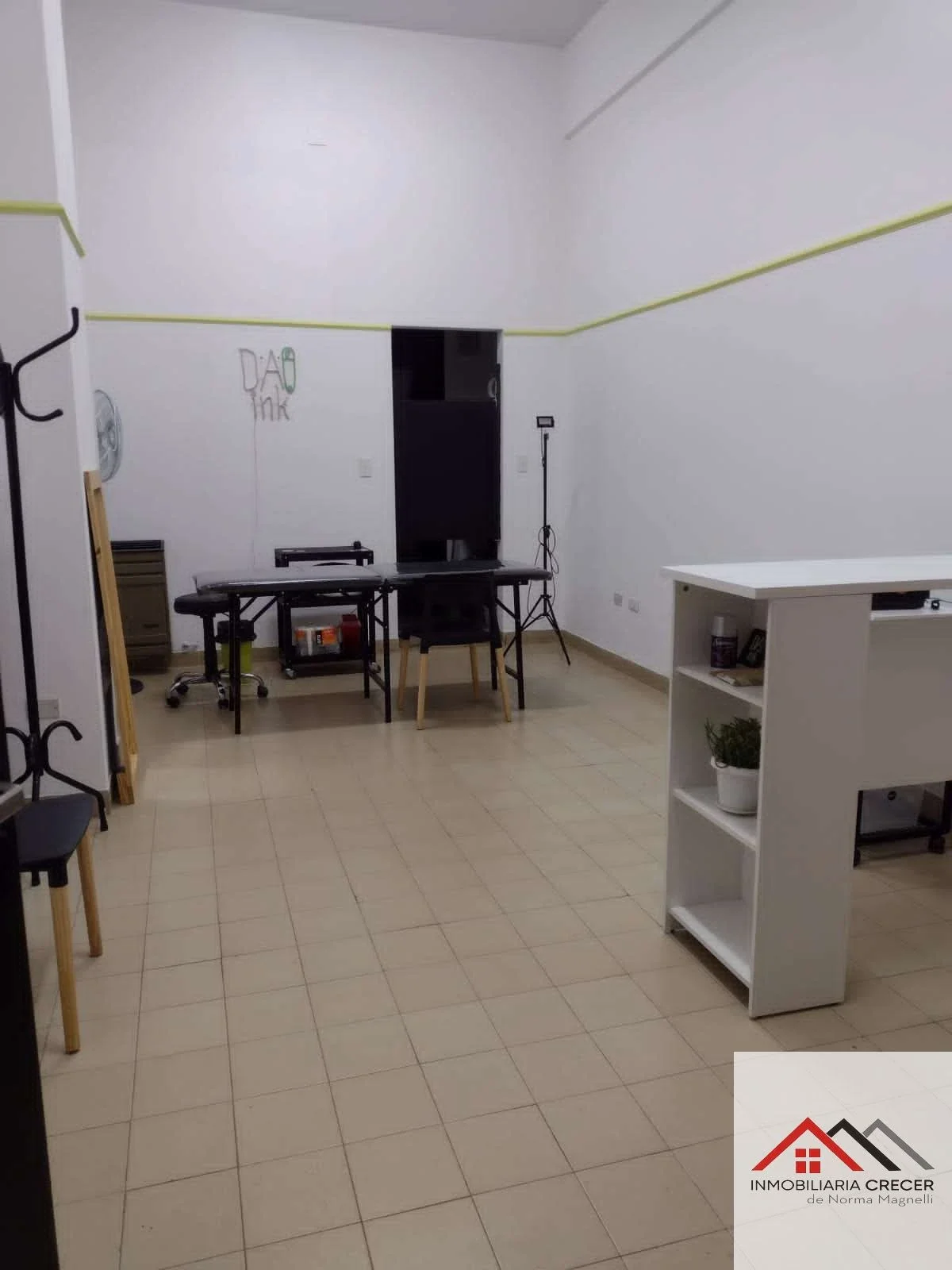 Local comercial en alquiler ubicado en Altos de Bahía - Imagen 2