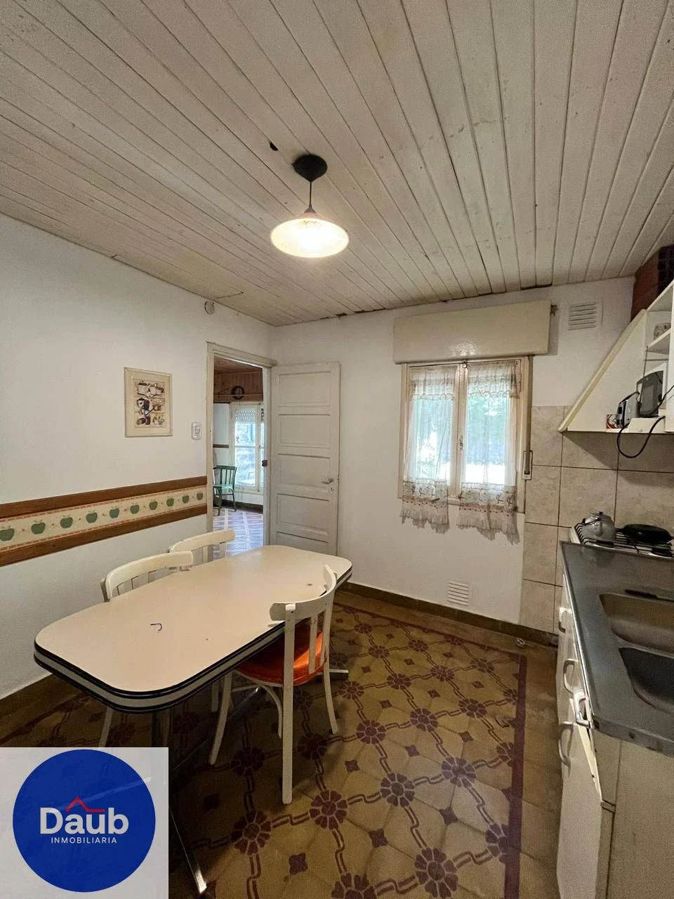 Casa en venta c/ cochera en Monte Hermoso Fossatty al 100 U$S 130.000 - Imagen 5