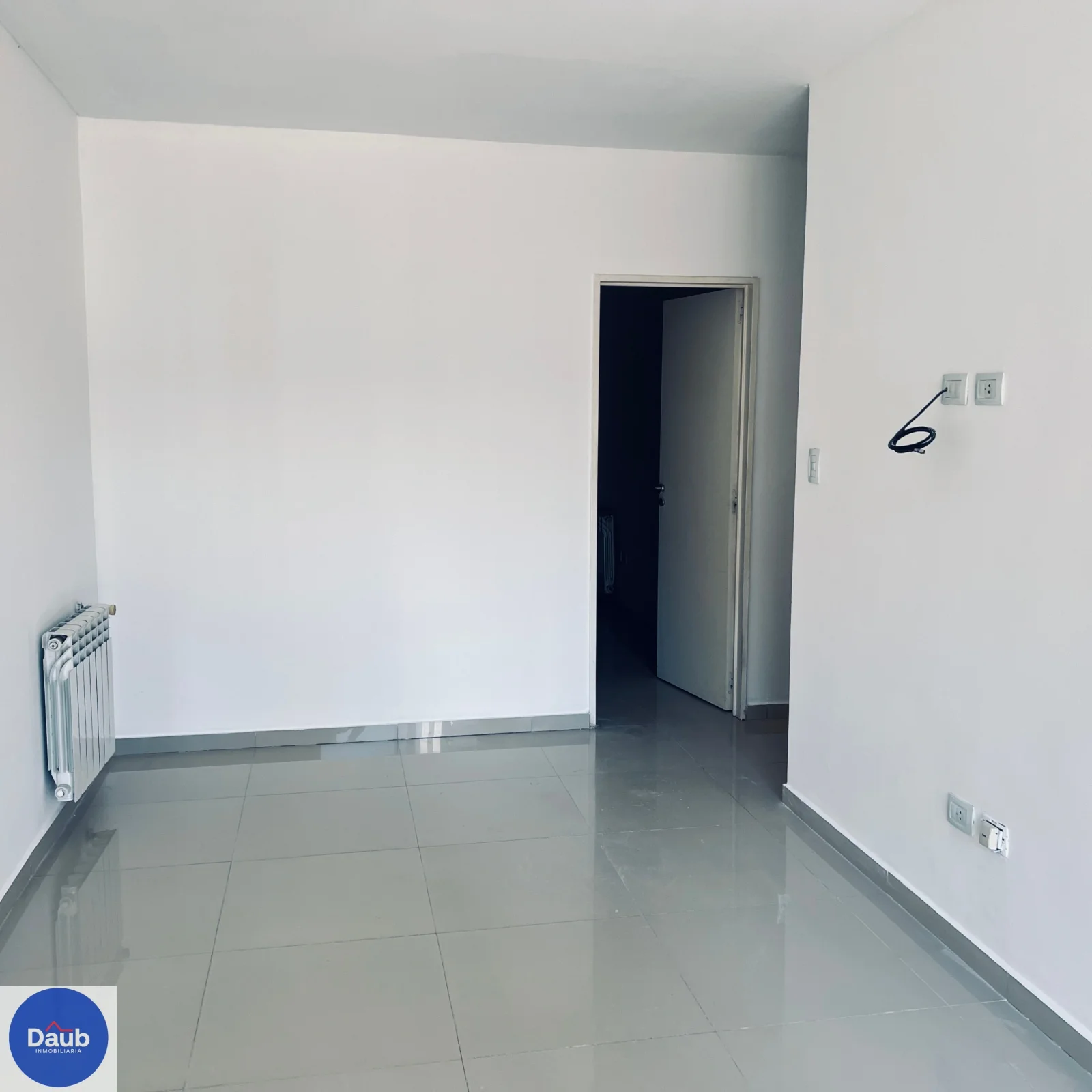 Departamento en alquiler 1 D 1 B balcon Roca 65 $ 600.000 + Exp. - Imagen 3