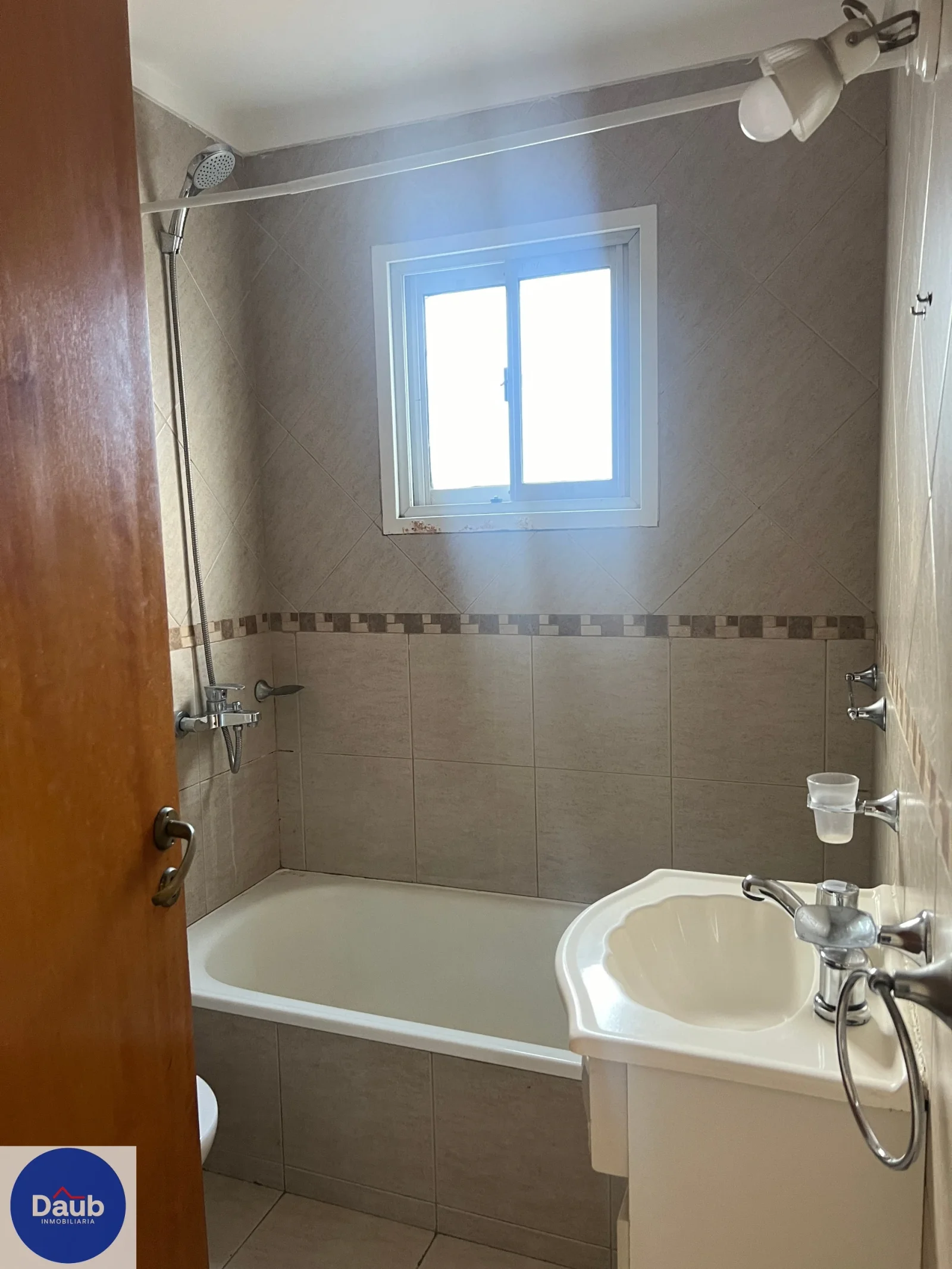 Monoambiente en alquiler en Paraguay 444 Universitario $ 430.000 + Exp - Imagen 3