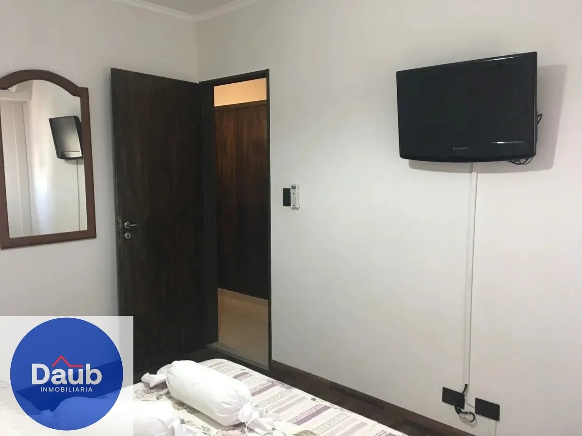 Departamento en venta 2D 2 B  c/ cochera en Sarmiento al 200 U$S 137.000 - Imagen 3