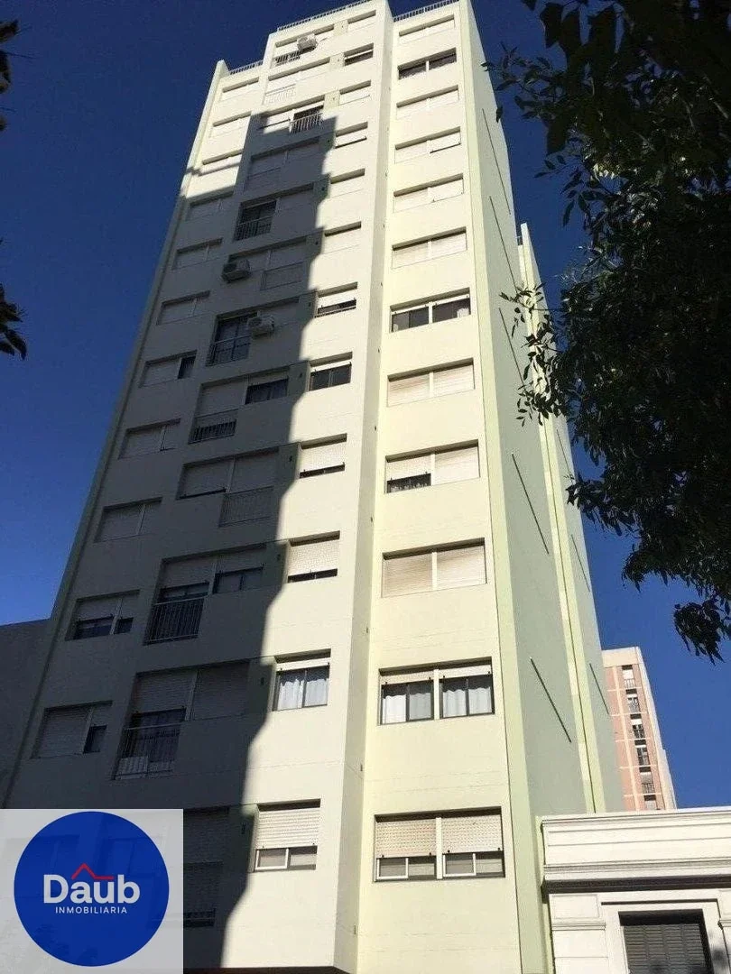 Departamento en venta 2D 2 B c/ cochera en Sarmiento al 200 U$S 137.000 - Imagen 1