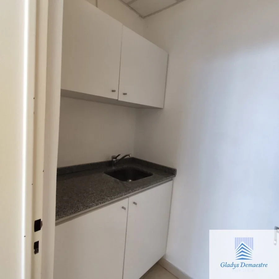 Excelente oficina en alquiler en Pilmaiquen - Imagen 3