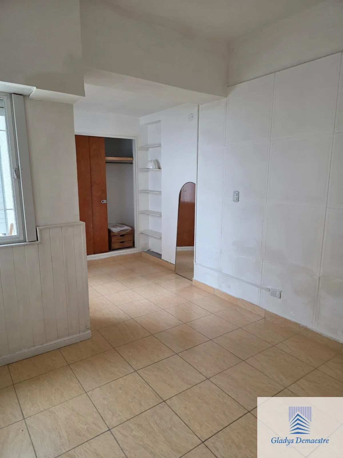 Casa en alquiler c/ cochera en Universitario - Imagen 4