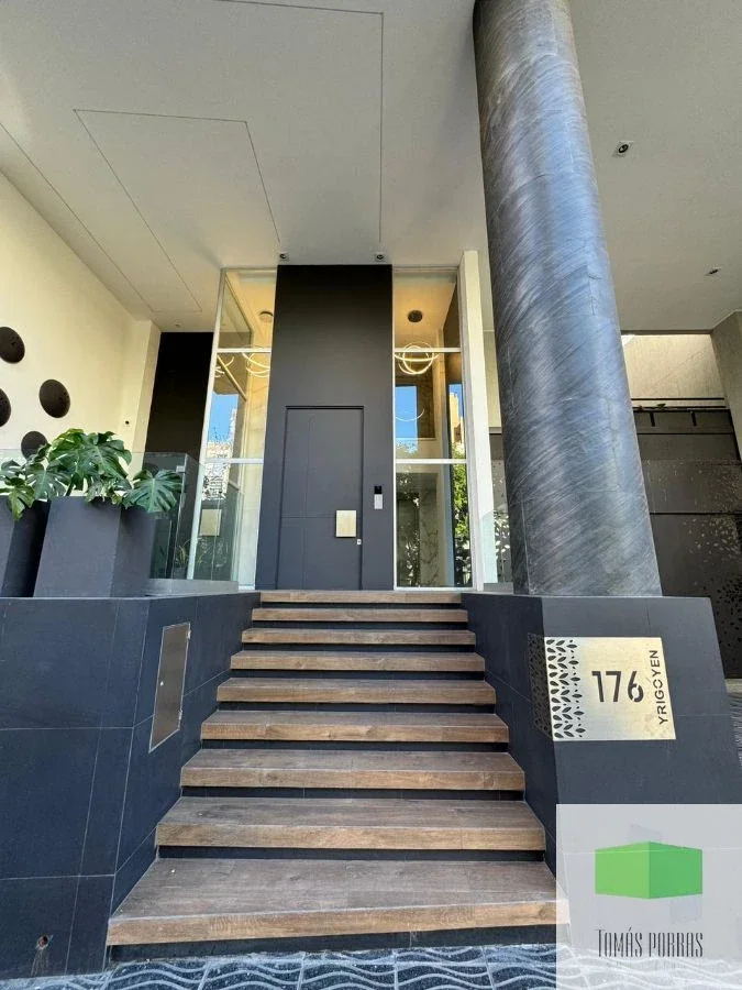 Departamento en alquiler de 3 dormitorios c/ cochera en Centro - Imagen 2