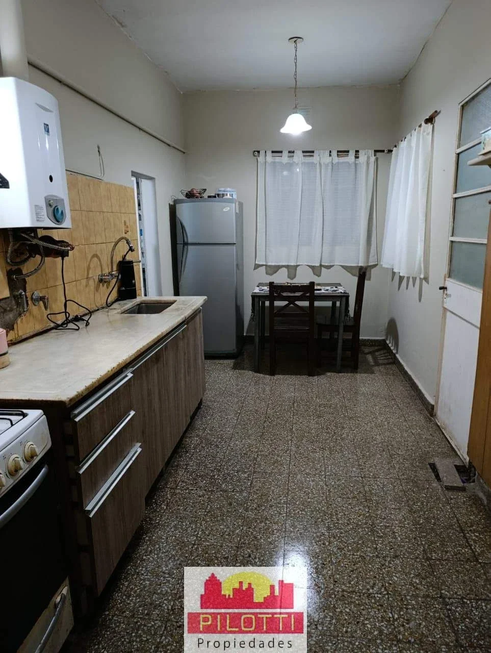 Casa en venta c/ cochera en Tiro Federal - Imagen 3