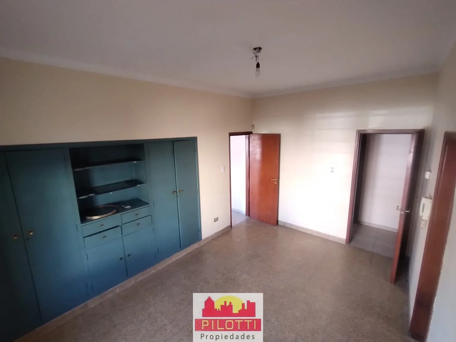 Casa en alquiler c/ cochera en Universitario - Imagen 3
