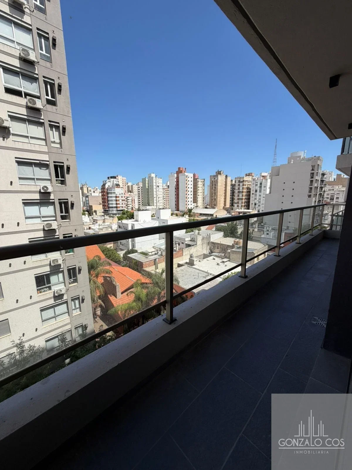 Departamento en venta c/ cochera en Centro - Imagen 2