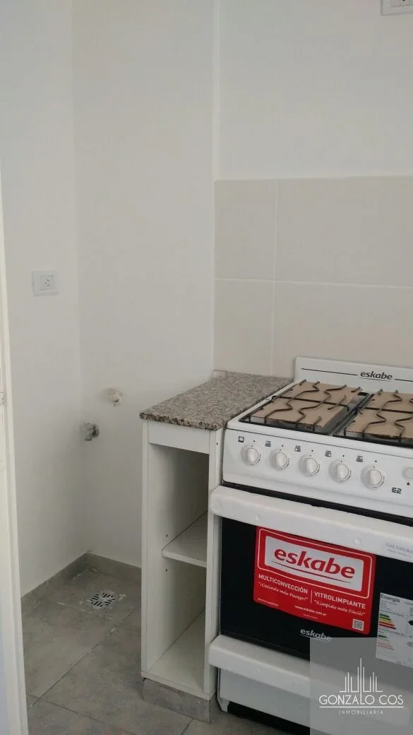 Departamento en alquiler c/ cochera en Centro - Imagen 4
