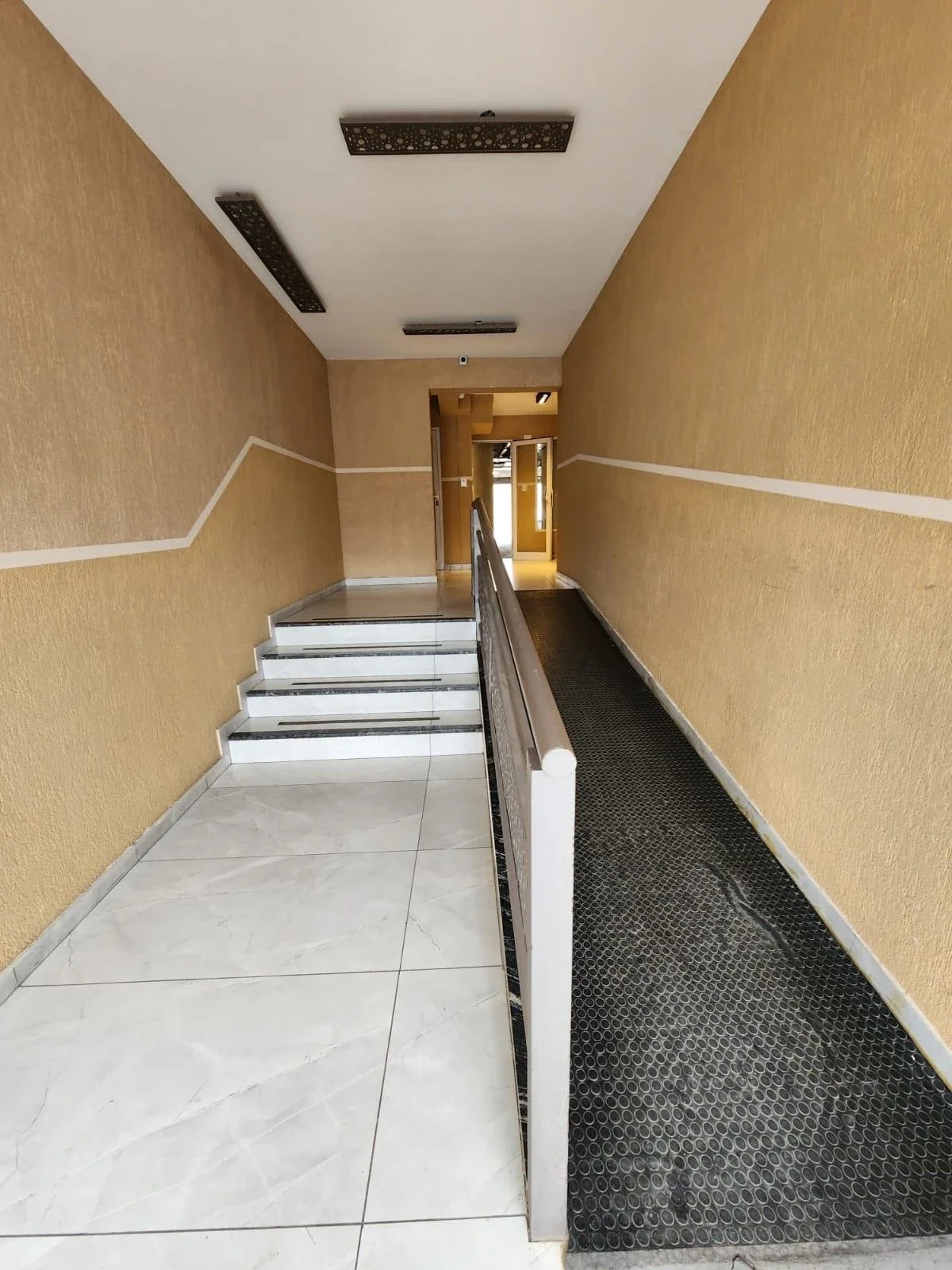 DEPARTAMENTO DE 1 DORMITORIO C/COCHERA EN B° UNIVERSITARIO - SALTA 432 - Imagen 2
